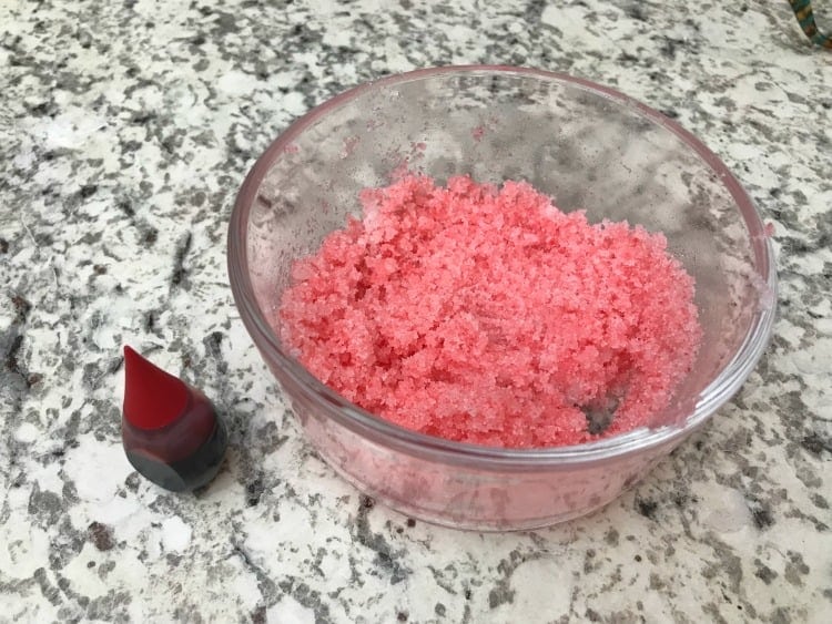 Adding color to the peppermint sugar scrub is a great way to make it pop! 
